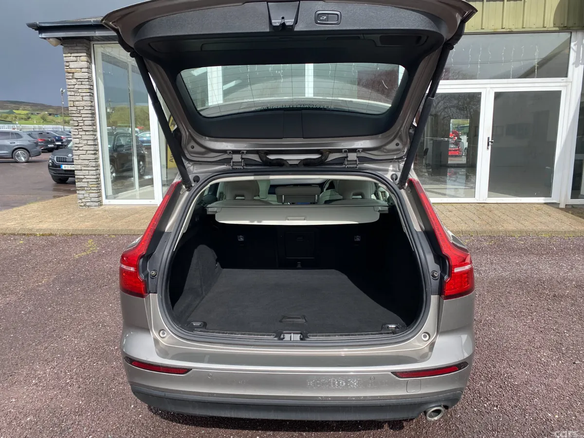 Volvo V60 Estate, Diesel, 2019, Grey