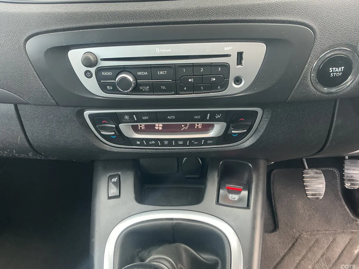 Renault Grand Scenic MPV, Diesel, 2016, Gold