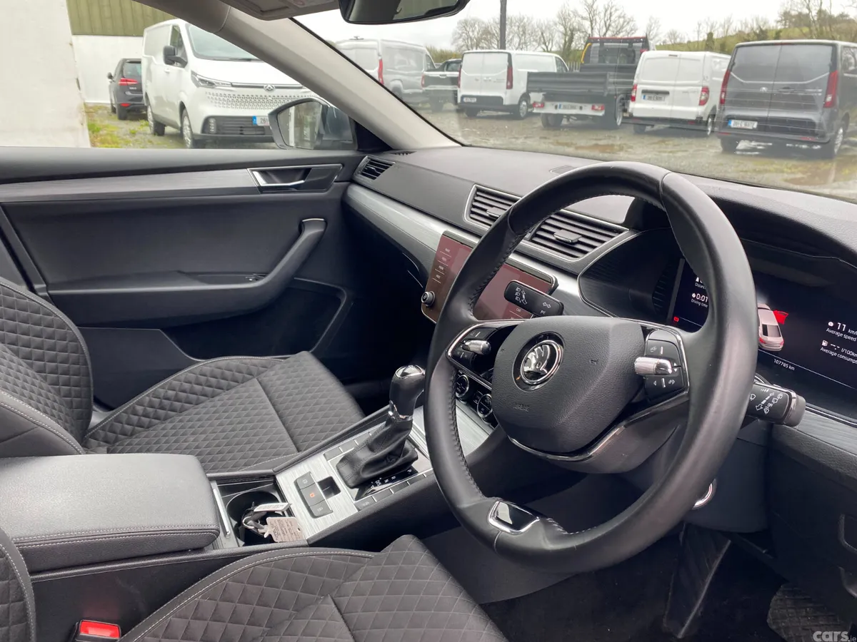Skoda Superb Saloon, Diesel, 2022, Grey
