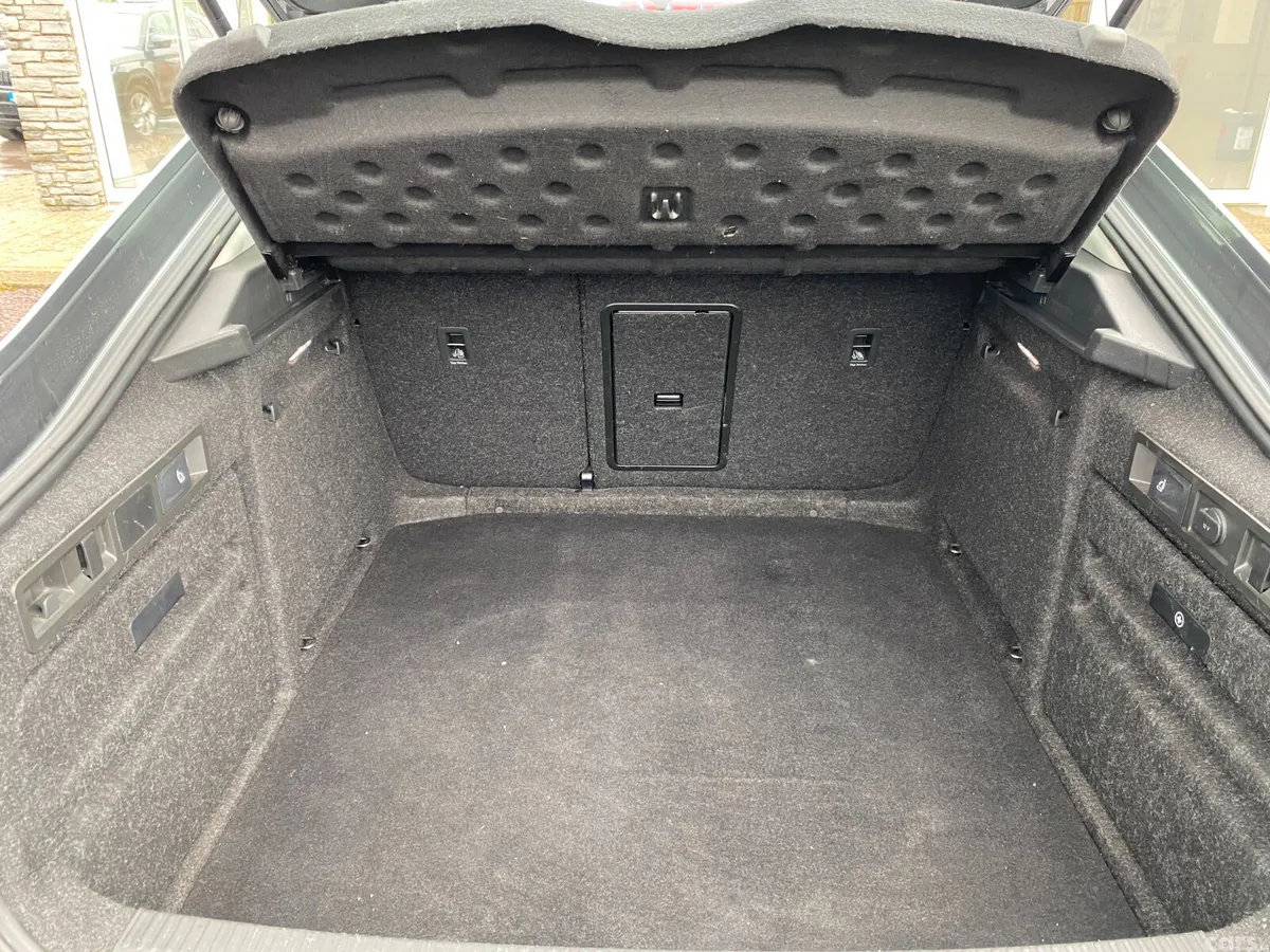 Skoda Superb Saloon, Diesel, 2022, Grey