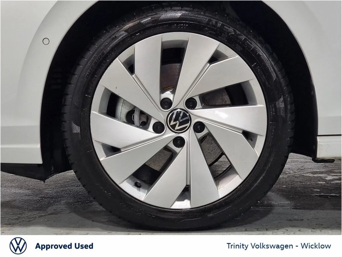 Volkswagen Golf Hatchback, Petrol Plug-in Hybrid, 2025, White
