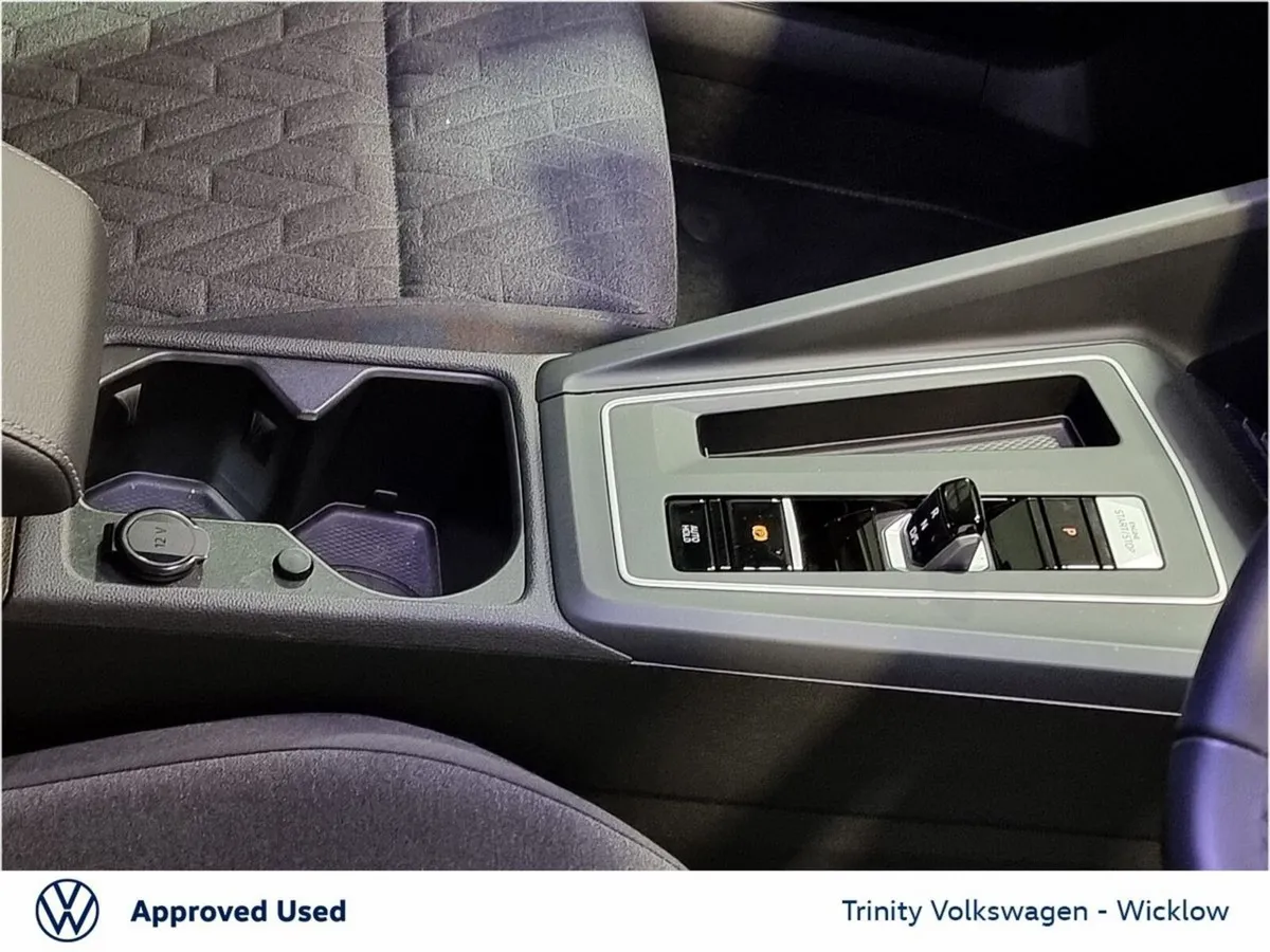 Volkswagen Golf Hatchback, Petrol Plug-in Hybrid, 2025, White