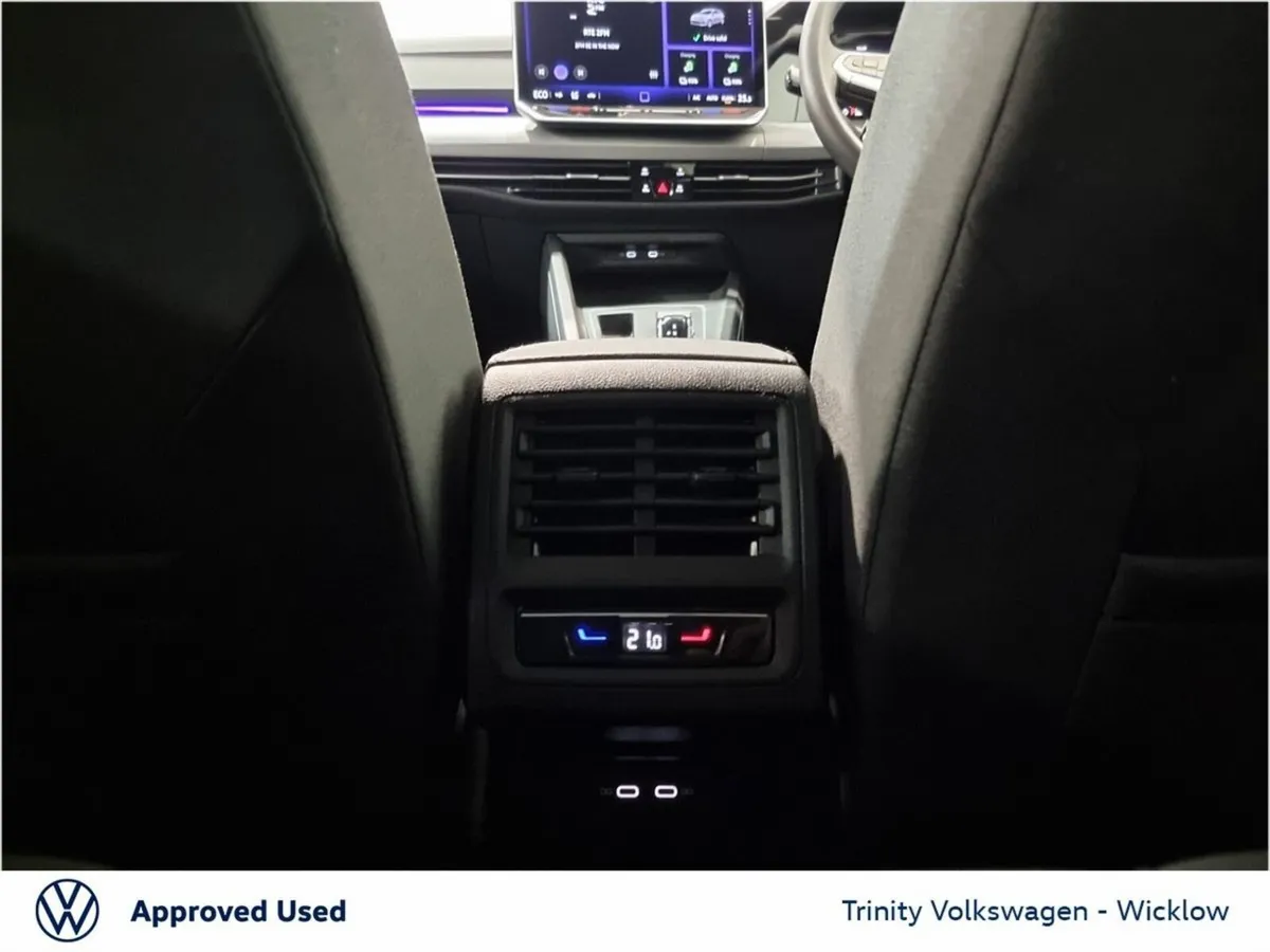 Volkswagen Golf Hatchback, Petrol Plug-in Hybrid, 2025, White