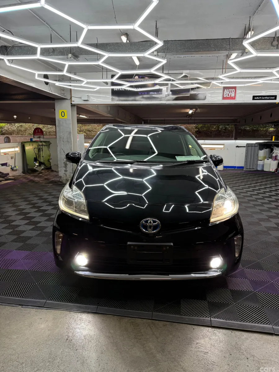 Toyota Prius Saloon, Petrol Hybrid, 2012, Black