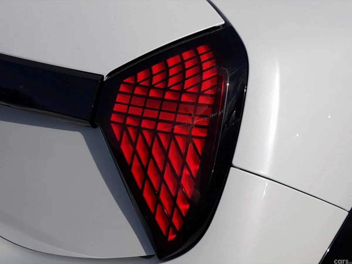 Mini Cooper Hatchback, Petrol, 2025, White