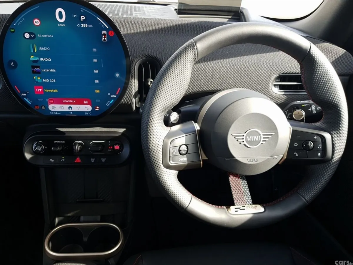 Mini Cooper Hatchback, Petrol, 2025, White
