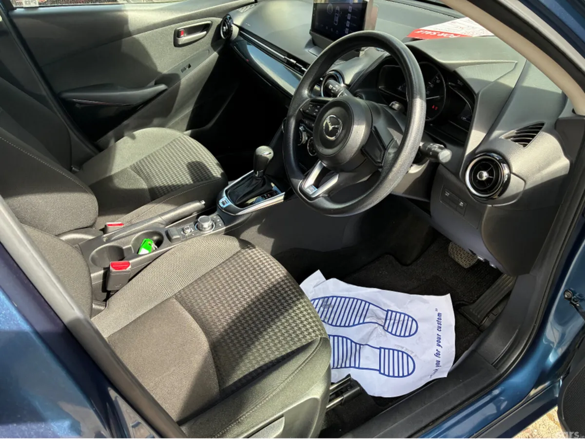 Mazda Demio Hatchback, Petrol, 2017, Blue