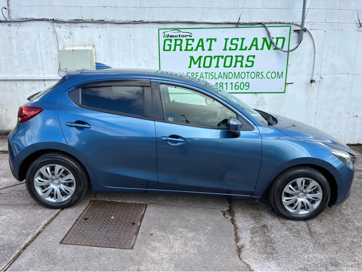 Mazda Demio Hatchback, Petrol, 2017, Blue