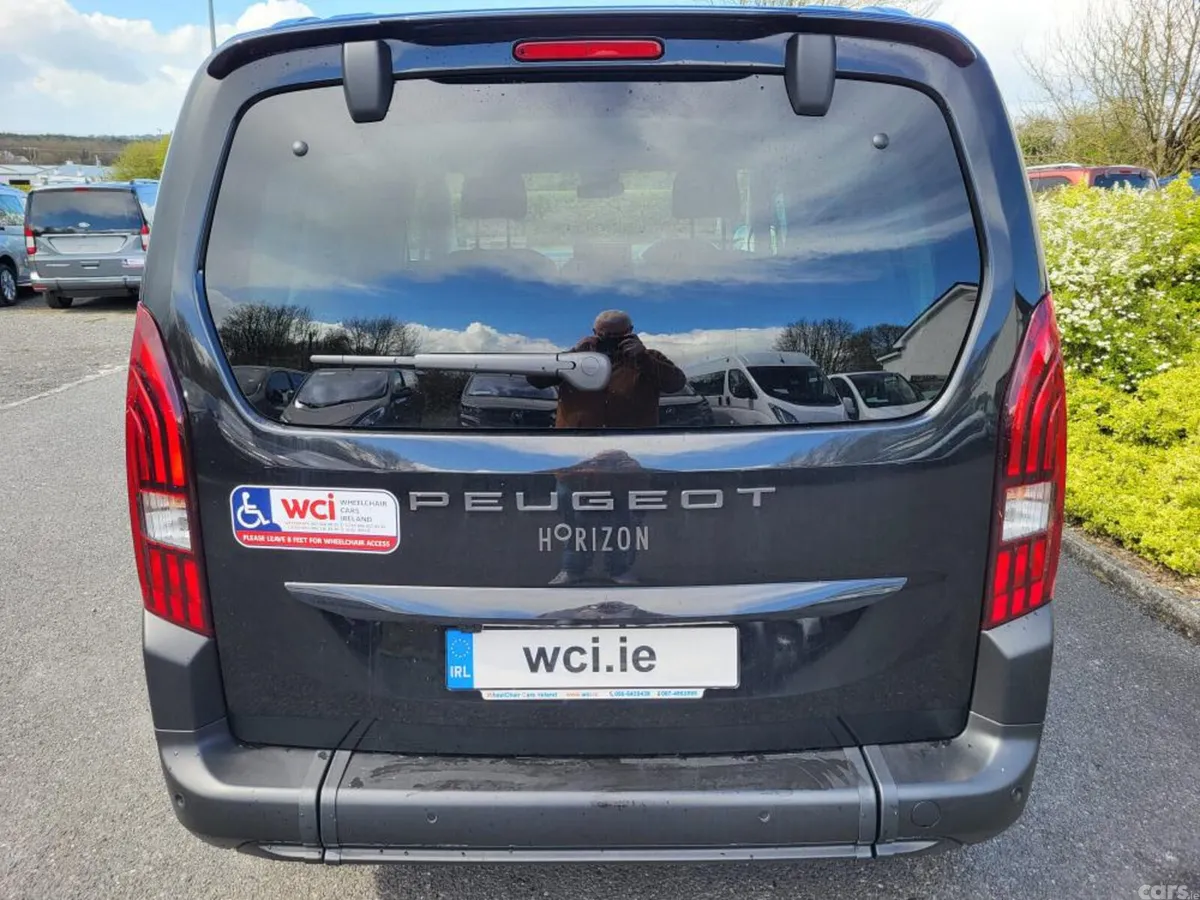 Peugeot Rifter MPV, Diesel, 2026, Black