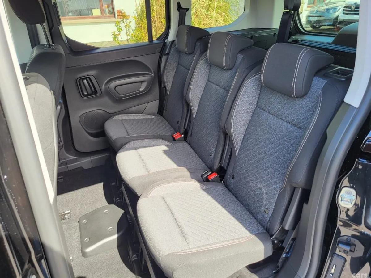 Peugeot Rifter MPV, Diesel, 2026, Black