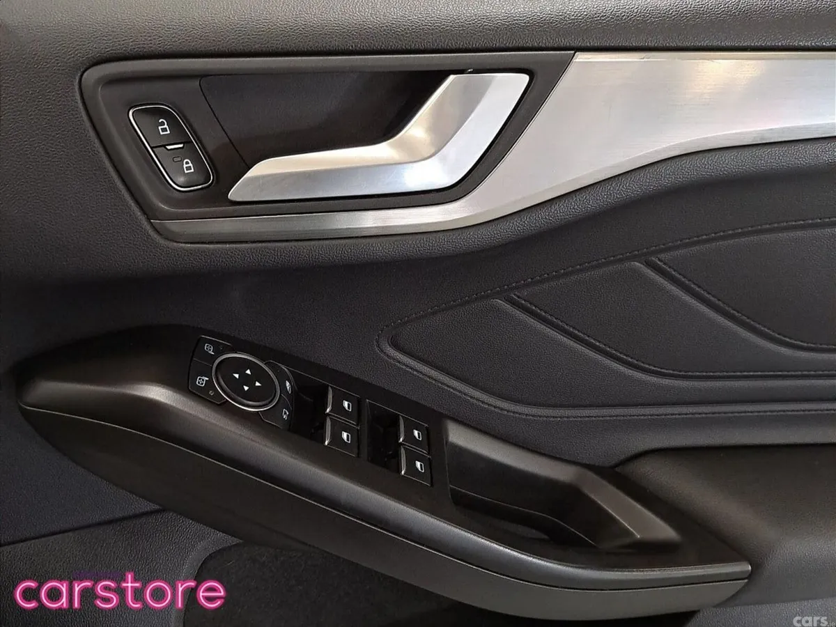Ford Focus Estate, Petrol Hybrid, 2021, White