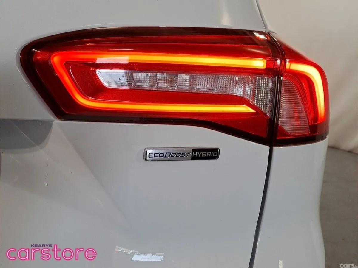 Ford Focus Estate, Petrol Hybrid, 2021, White
