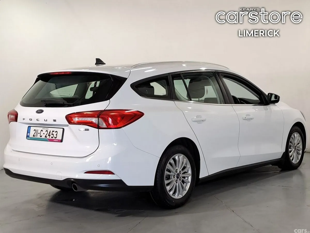 Ford Focus Estate, Petrol Hybrid, 2021, White