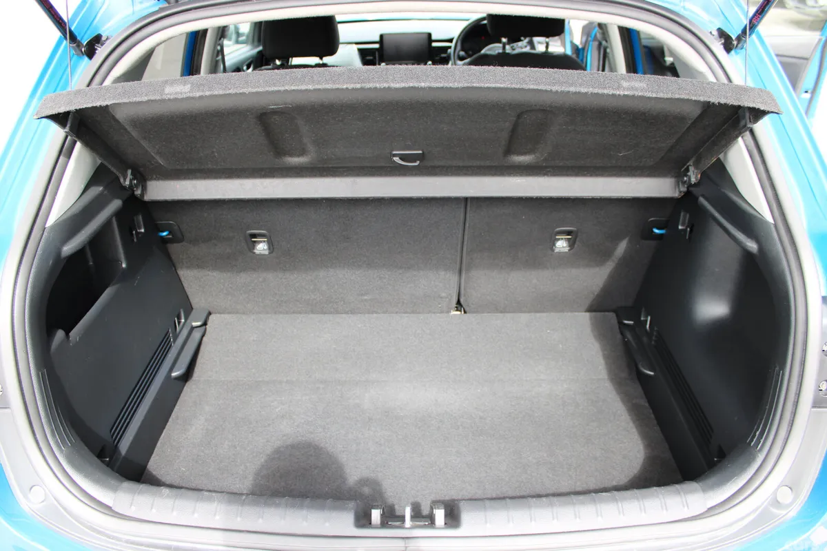 Kia Stonic Estate/Jeep, Petrol, 2023, Blue