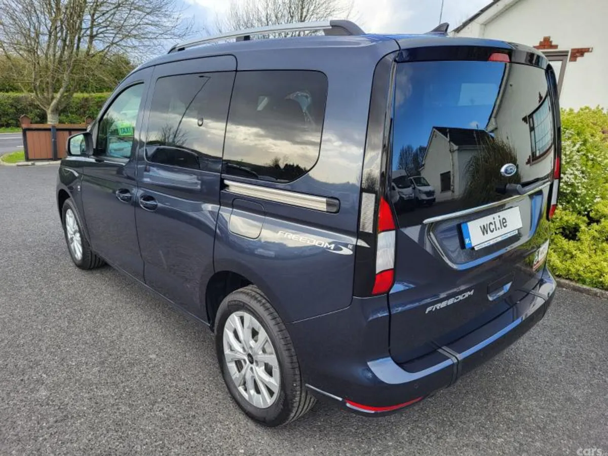 Ford Tourneo Connect MPV, Diesel, 2026, Blue