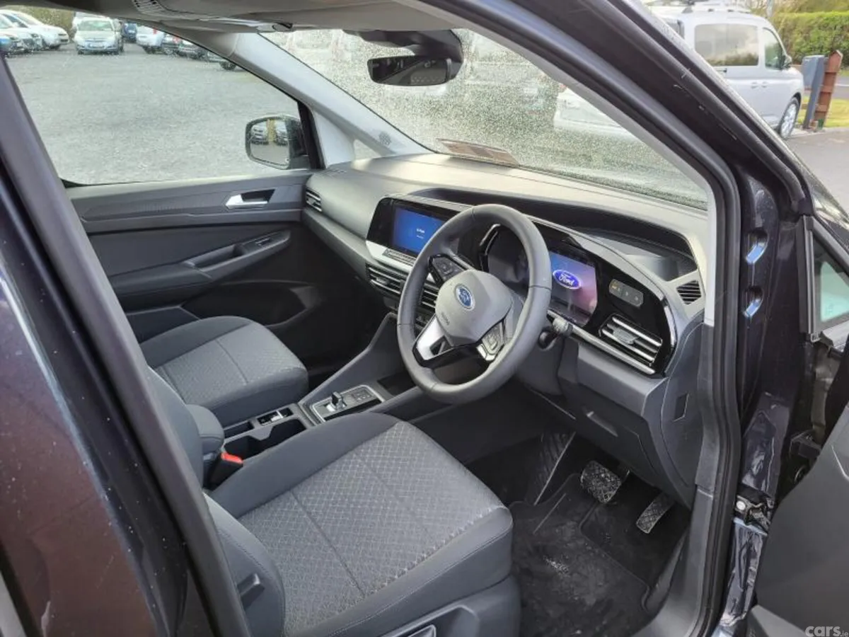 Ford Tourneo Connect MPV, Diesel, 2026, Blue