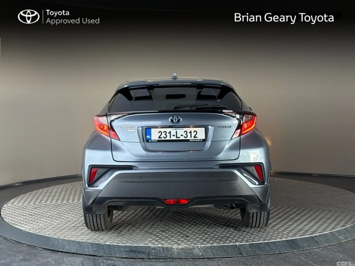 Toyota C-HR SUV, Petrol Hybrid, 2023, Grey