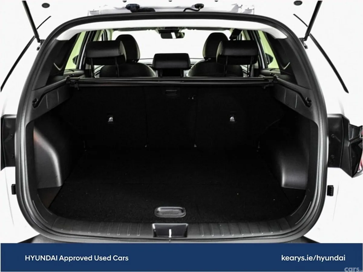 Hyundai Tucson SUV, Petrol Hybrid, 2024, White