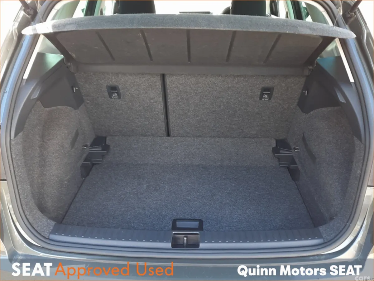 SEAT Arona Hatchback, Petrol, 2024, Green