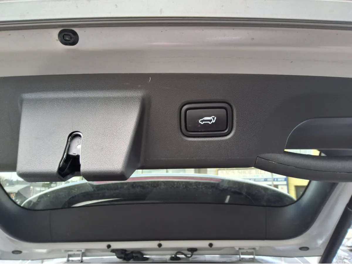 Hyundai Tucson SUV, Petrol Plug-in Hybrid, 2023, Grey