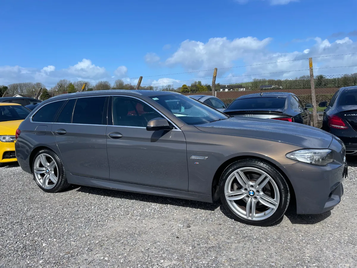 BMW 5-Series Estate/Jeep, Diesel, 2015, Beige
