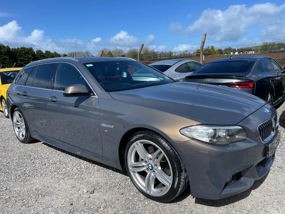 BMW 5-Series Estate/Jeep, Diesel, 2015, Beige