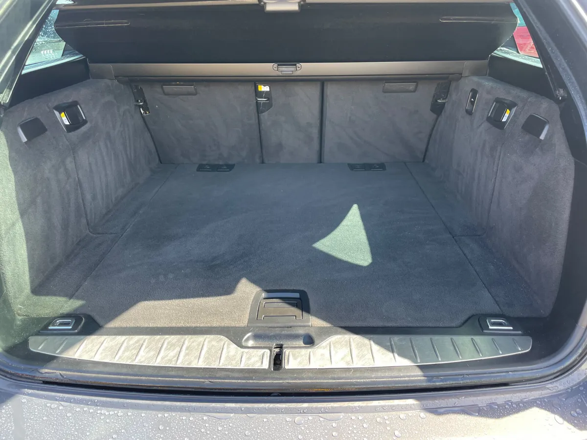 BMW 5-Series Estate/Jeep, Diesel, 2015, Beige