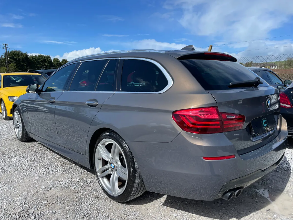 BMW 5-Series Estate/Jeep, Diesel, 2015, Beige
