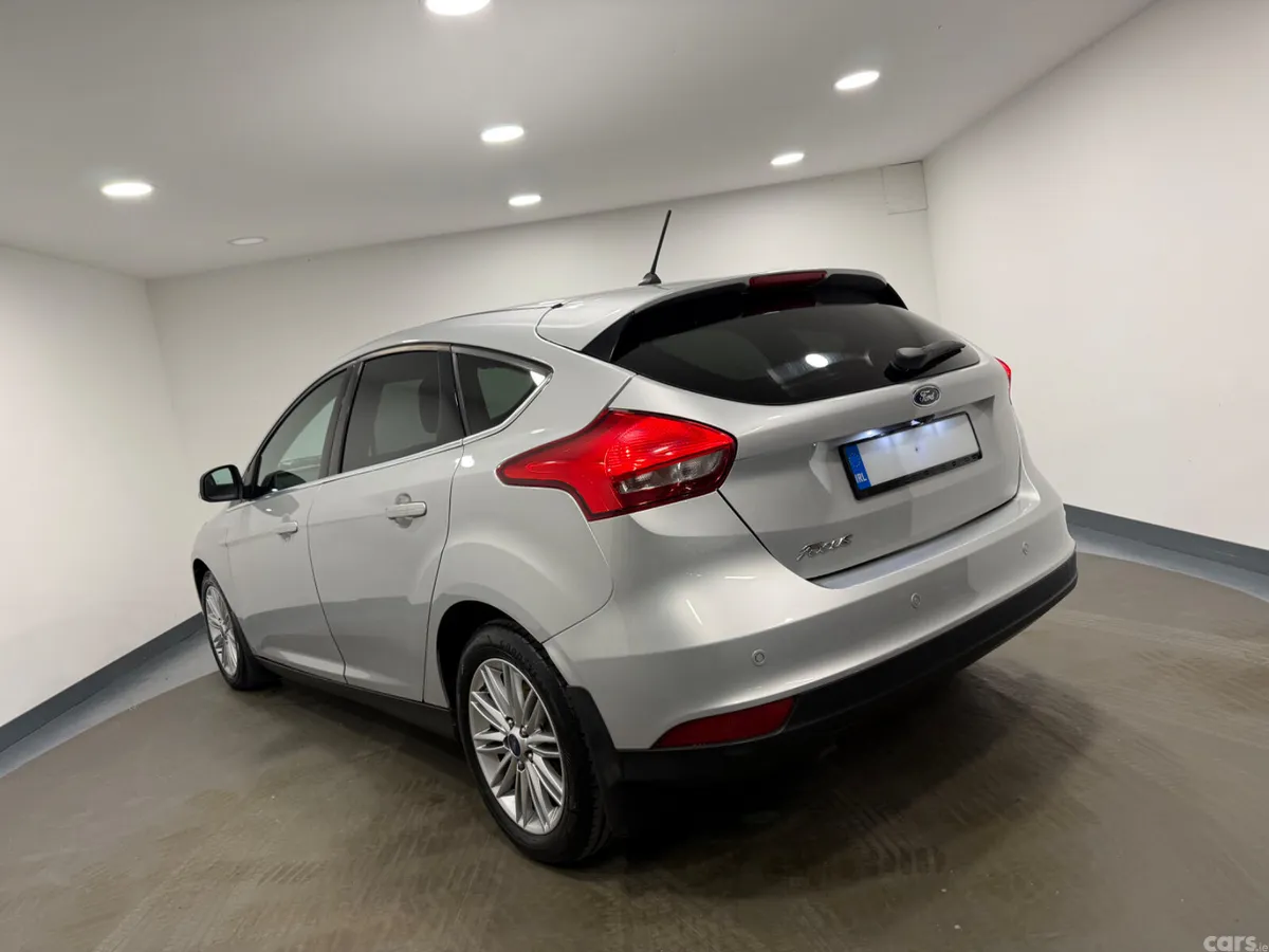 Ford Focus Hatchback, Diesel, 2017, Silver