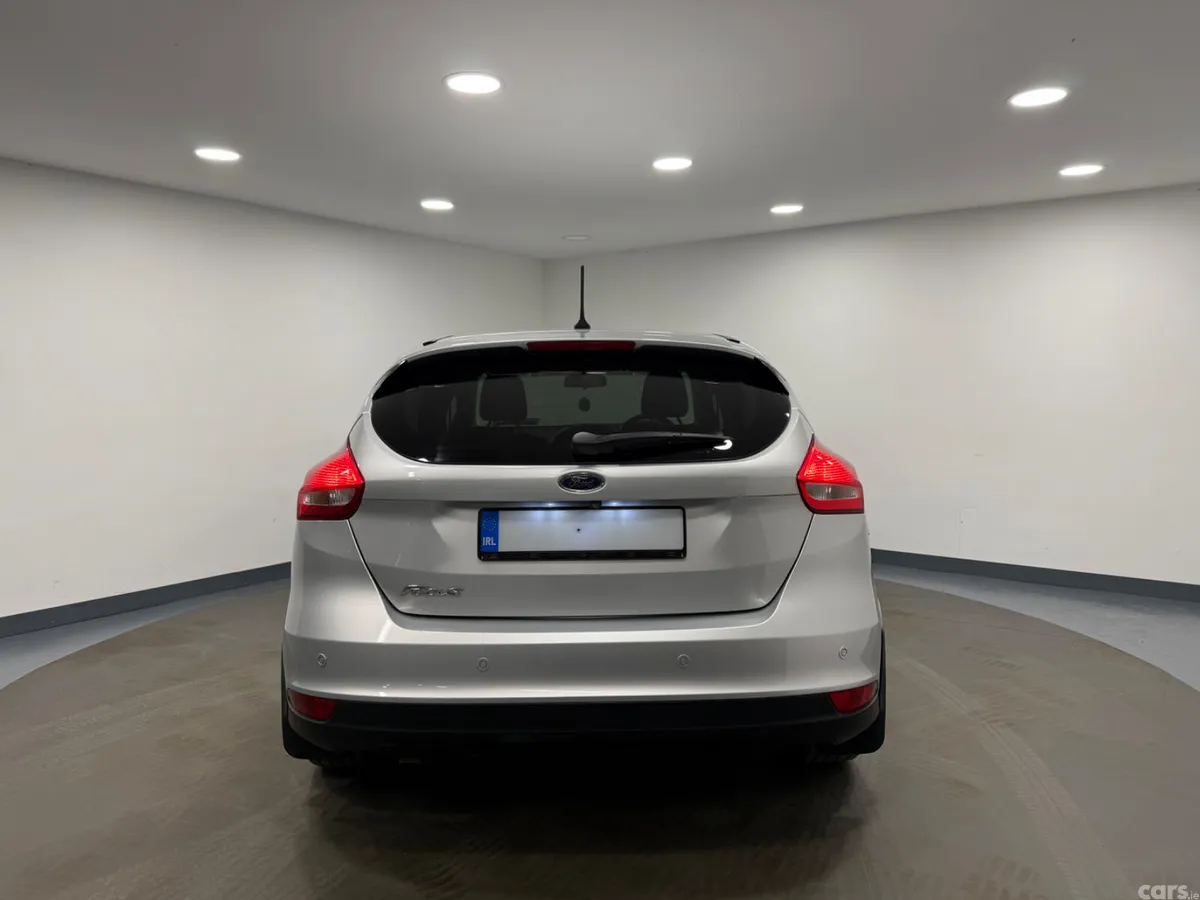 Ford Focus Hatchback, Diesel, 2017, Silver