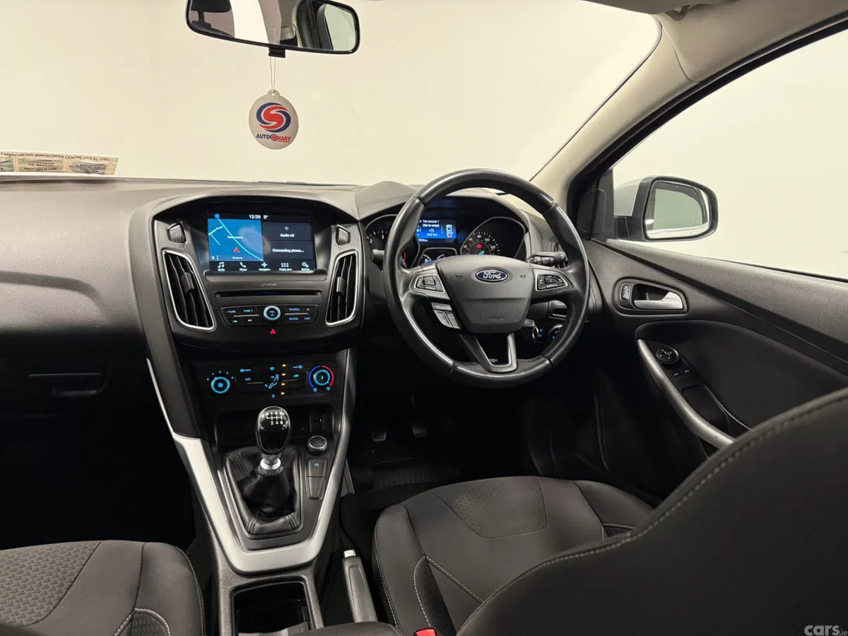 Ford Focus Hatchback, Diesel, 2017, Silver
