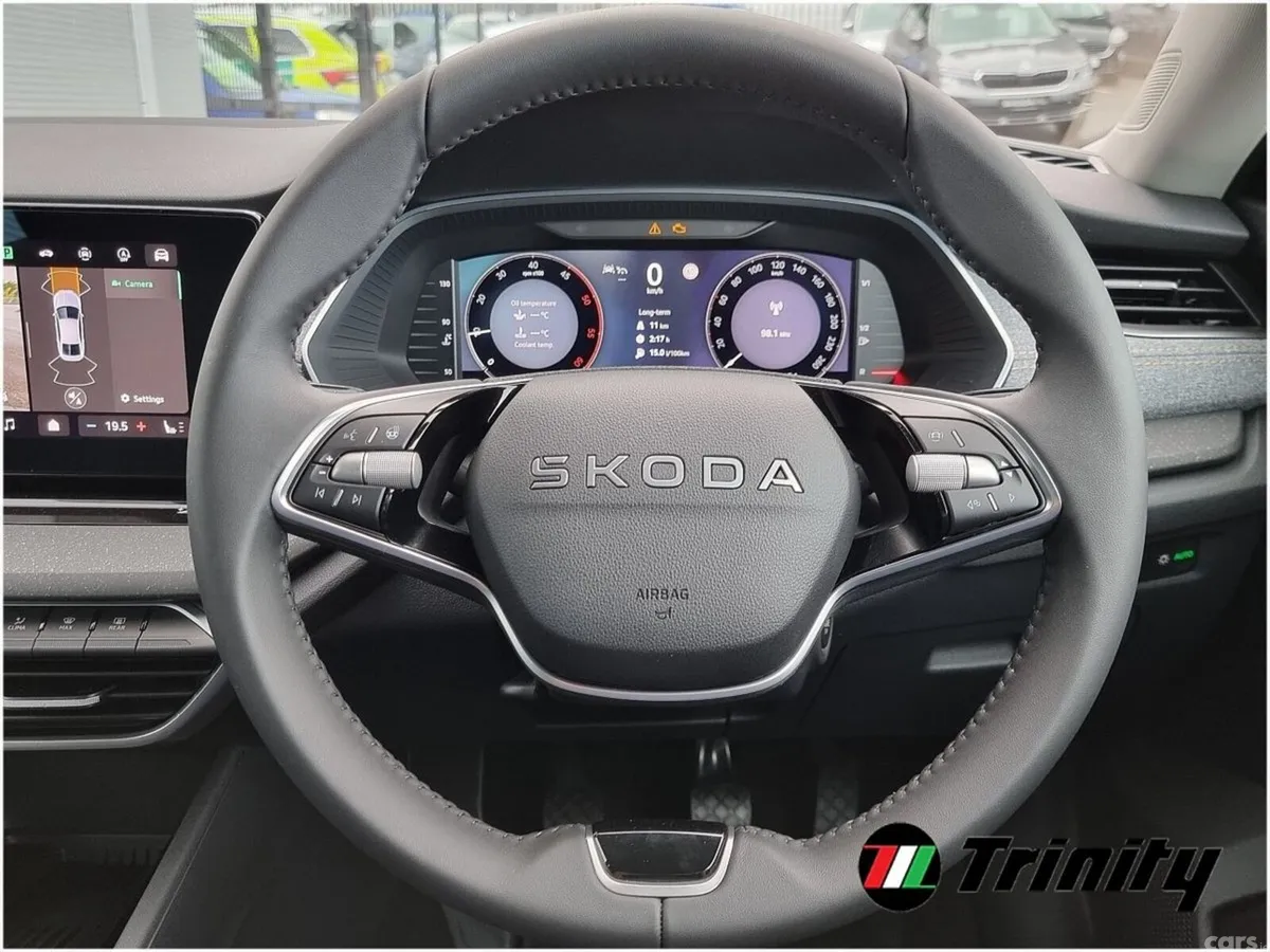 Skoda Octavia Hatchback, Diesel, 2027, Black