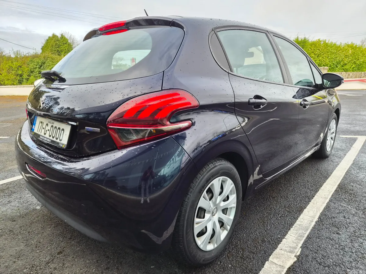 Peugeot 208 Hatchback, Petrol, 2017, Blue