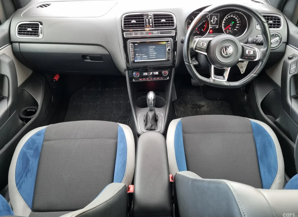 Volkswagen Polo Hatchback, Petrol, 2014, Silver