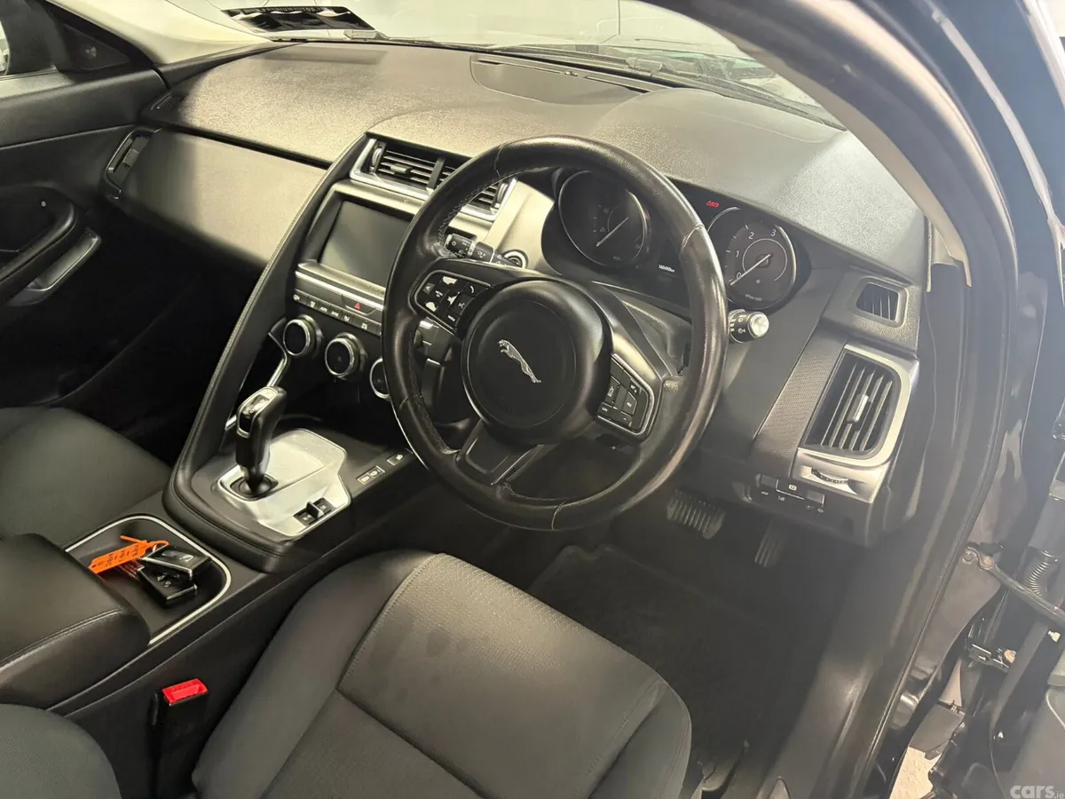 Jaguar E-Pace Estate/Jeep, Diesel, 2019, Black
