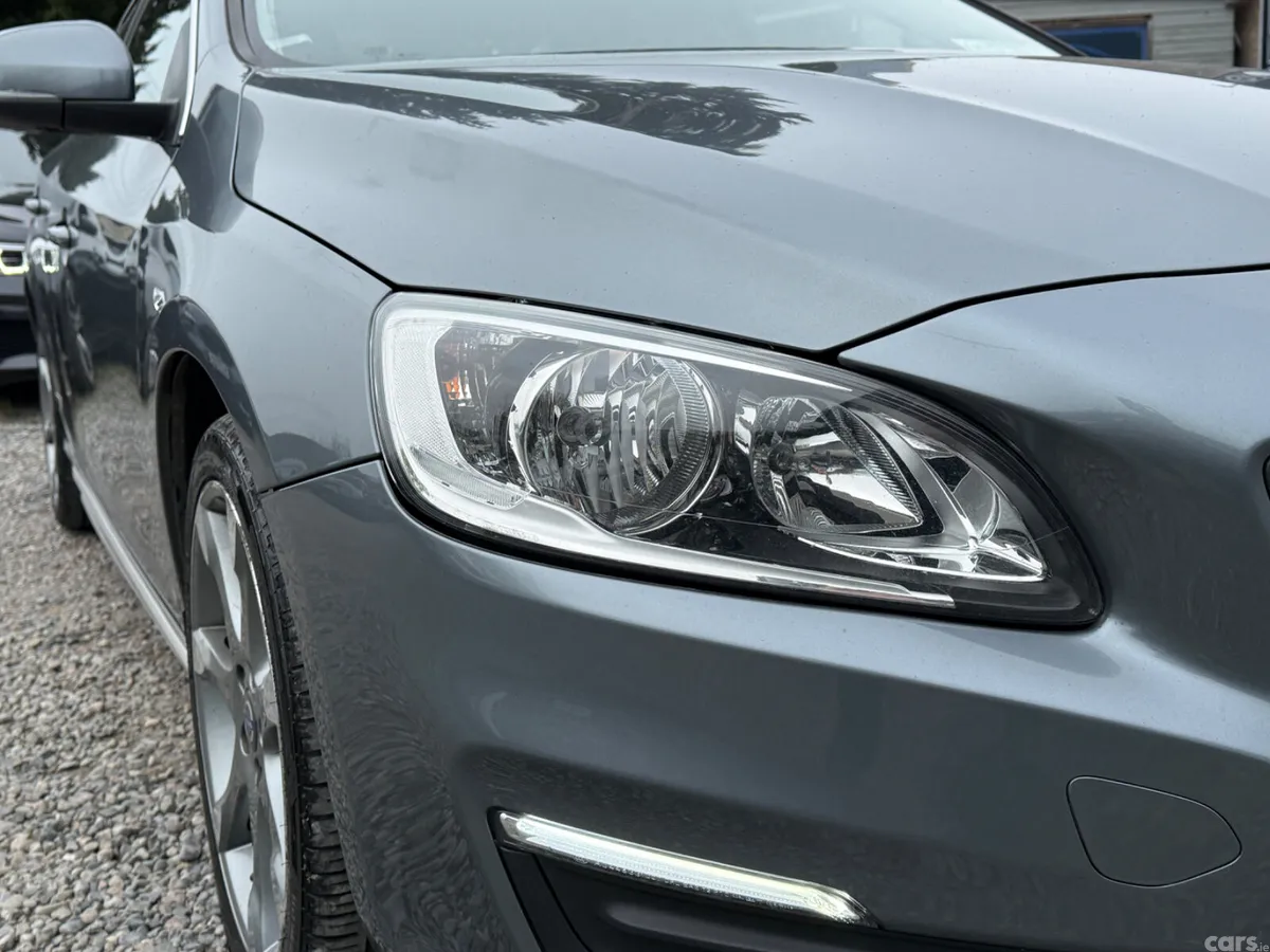 Volvo S60 Saloon, Diesel, 2015, Grey