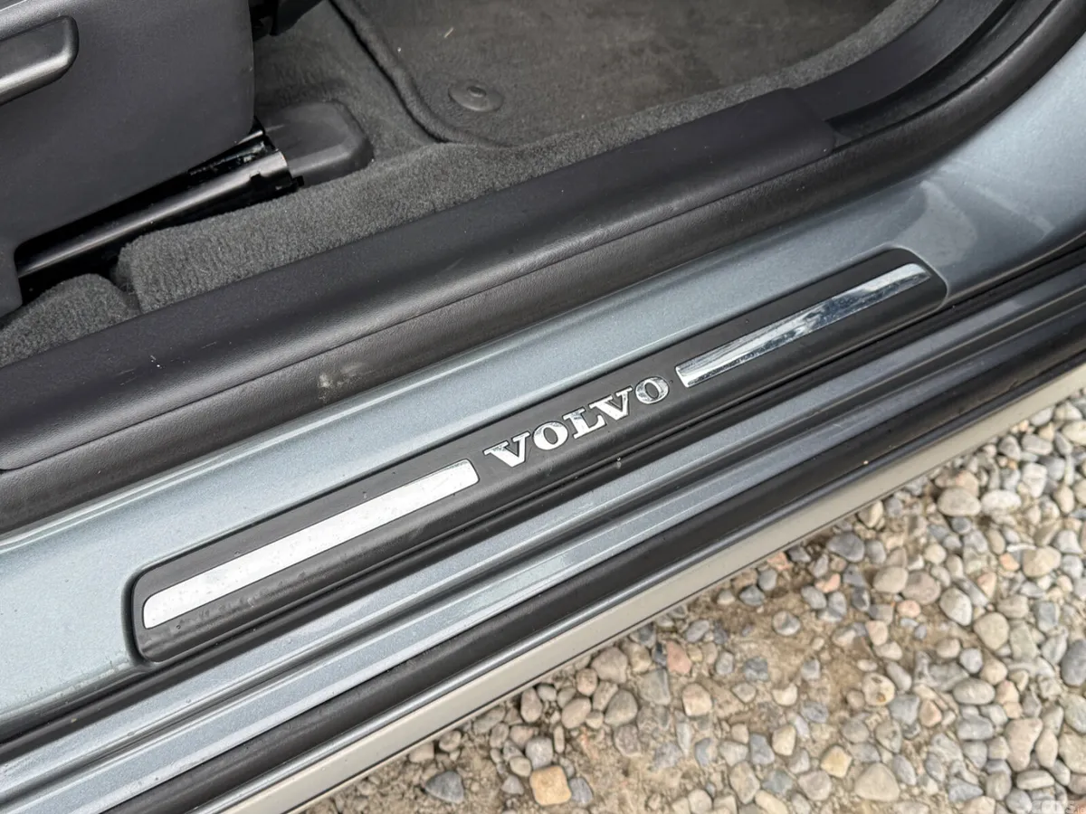 Volvo S60 Saloon, Diesel, 2015, Grey