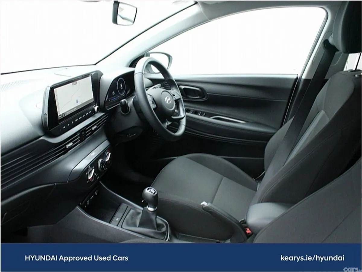 Hyundai i20 Hatchback, Petrol, 2025, White
