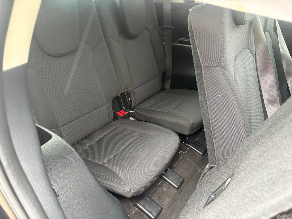 Kia Carens MPV, Diesel, 2015, Black