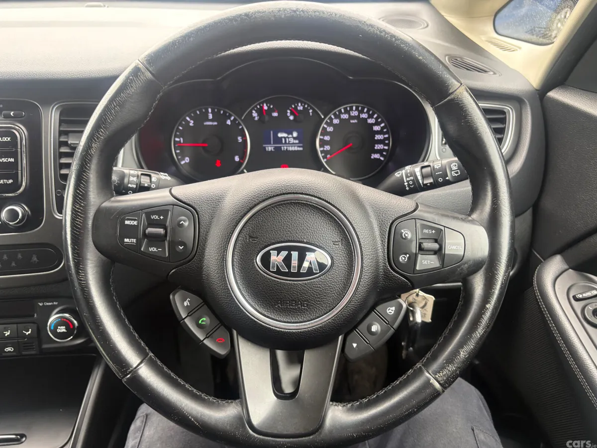 Kia Carens MPV, Diesel, 2015, Black