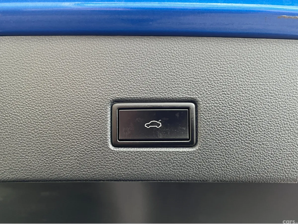 Volkswagen T-Roc SUV, Diesel, 2020, Blue
