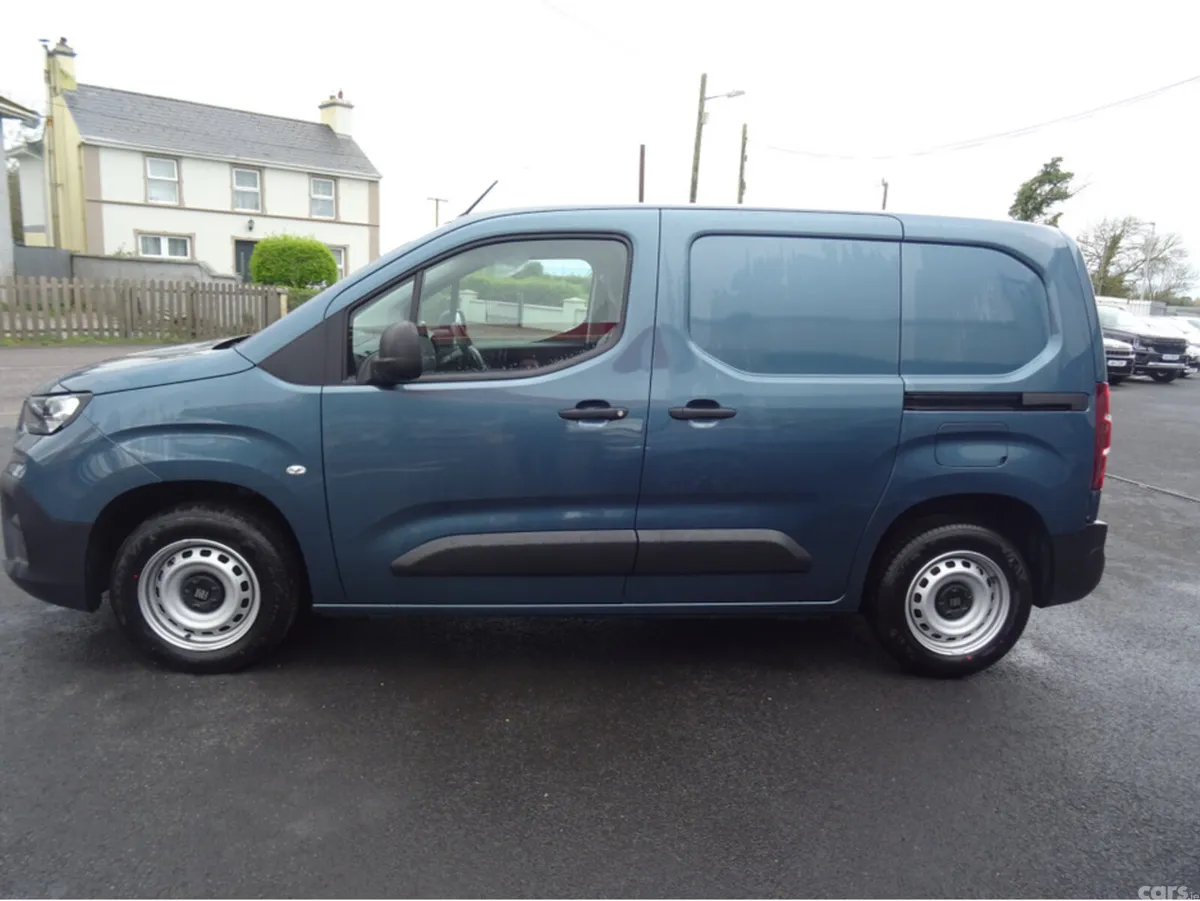 Fiat Doblo Van, Diesel, 2026, Blue