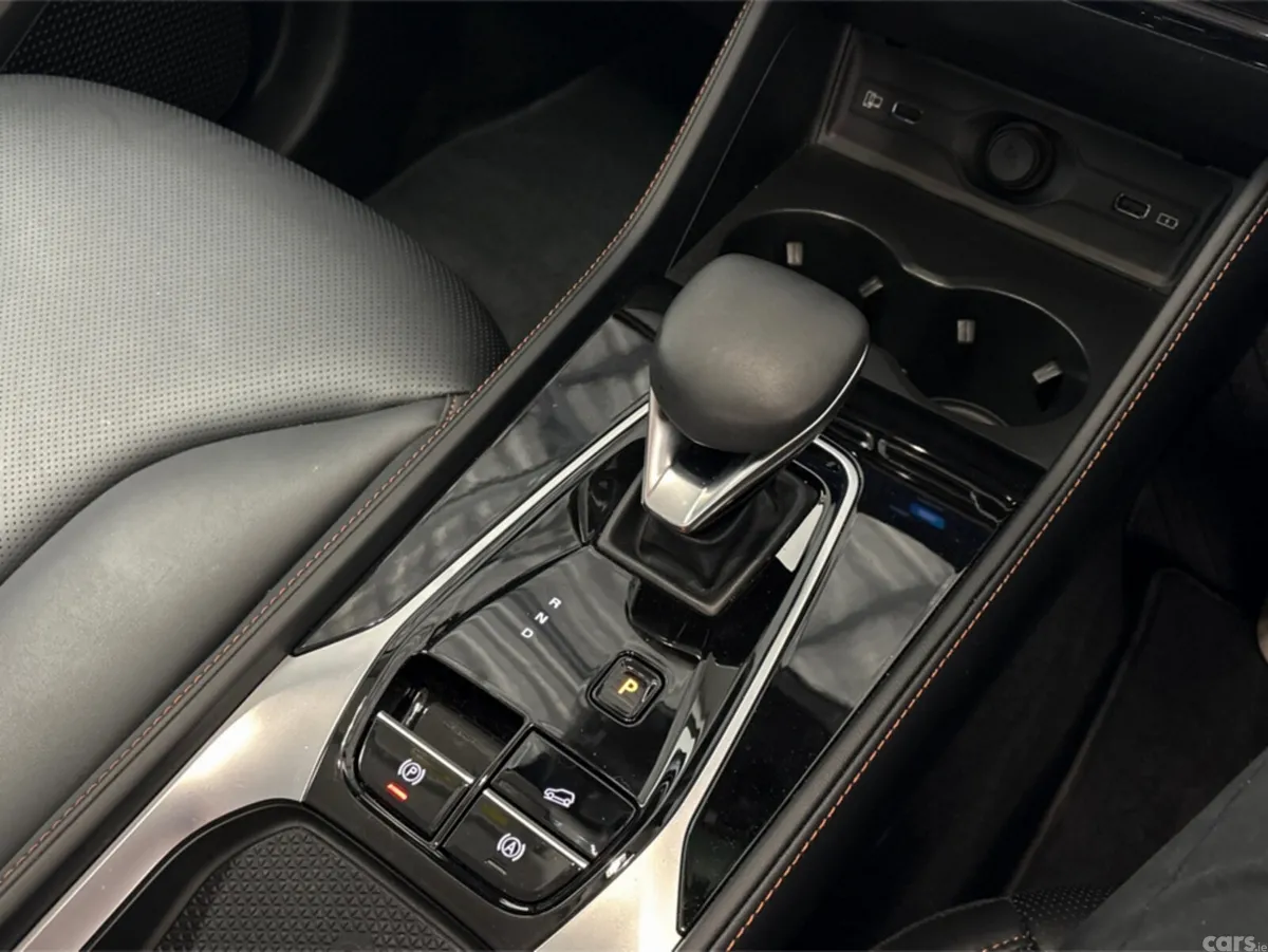 MG HS SUV, Petrol Plug-in Hybrid, 2026, Black