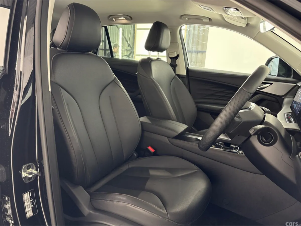 MG HS SUV, Petrol Plug-in Hybrid, 2026, Black