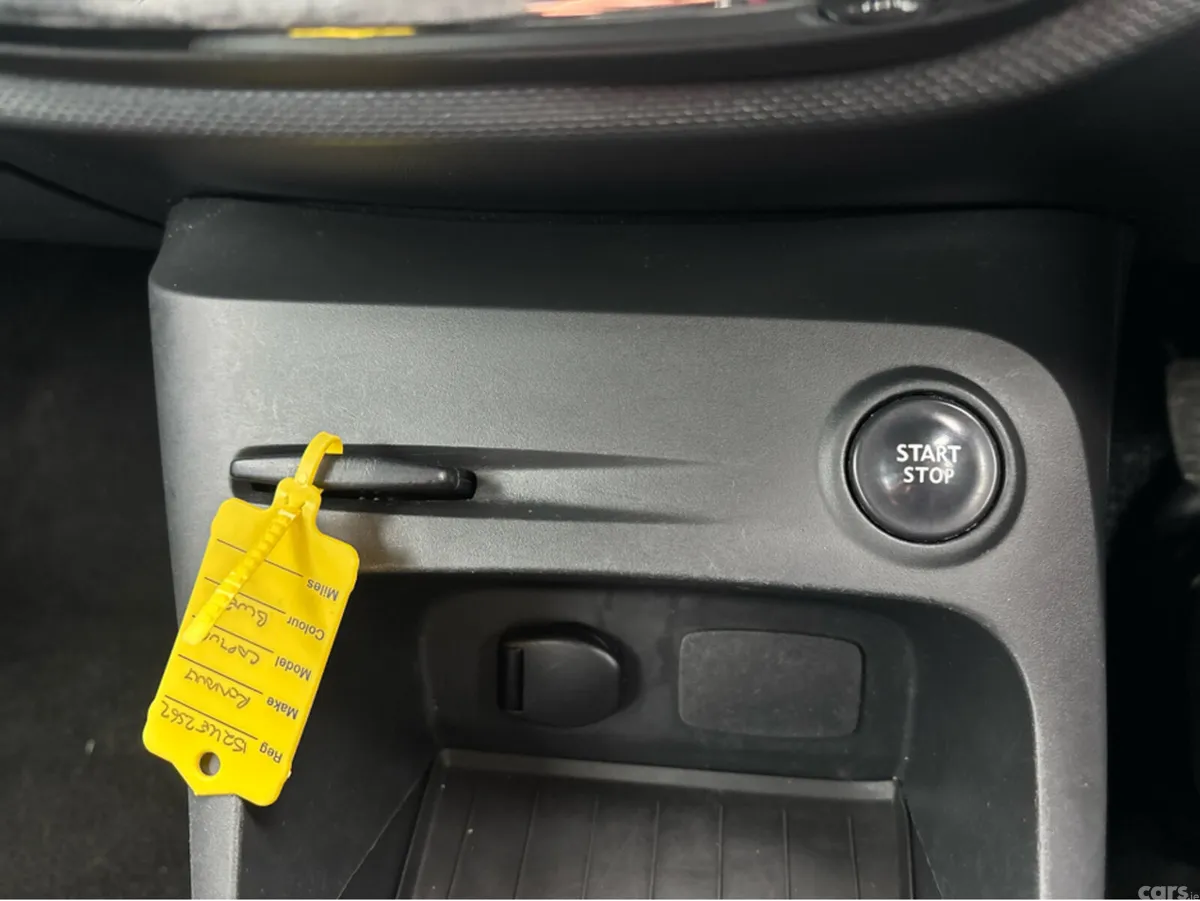 Renault Captur Hatchback, Diesel, 2015, Blue