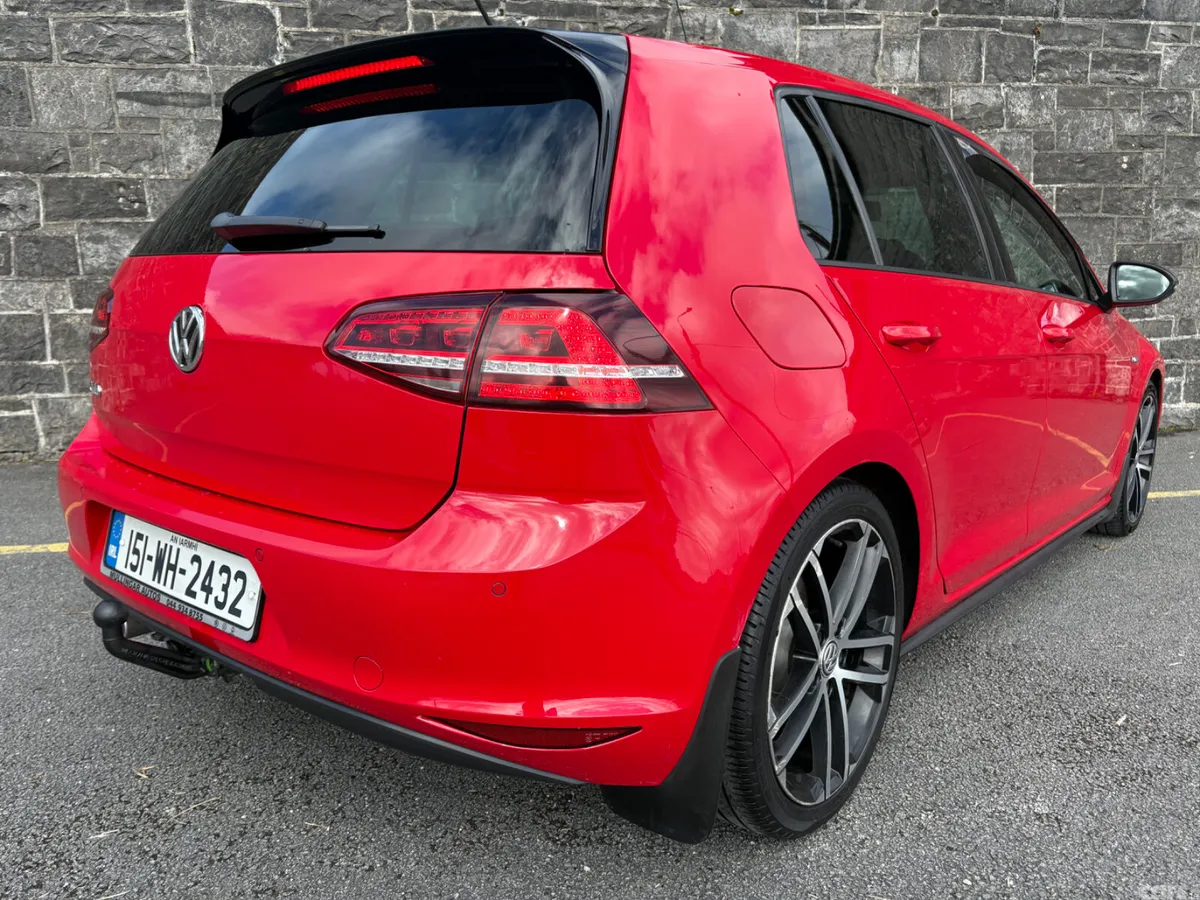 Volkswagen Golf Hatchback, Diesel, 2015, Red