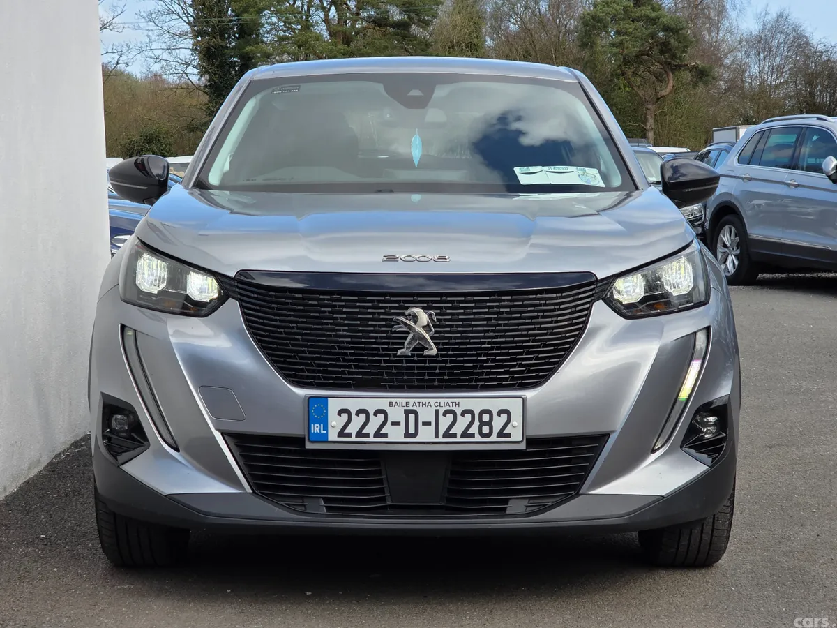 Peugeot 2008 MPV, Diesel, 2022, Grey
