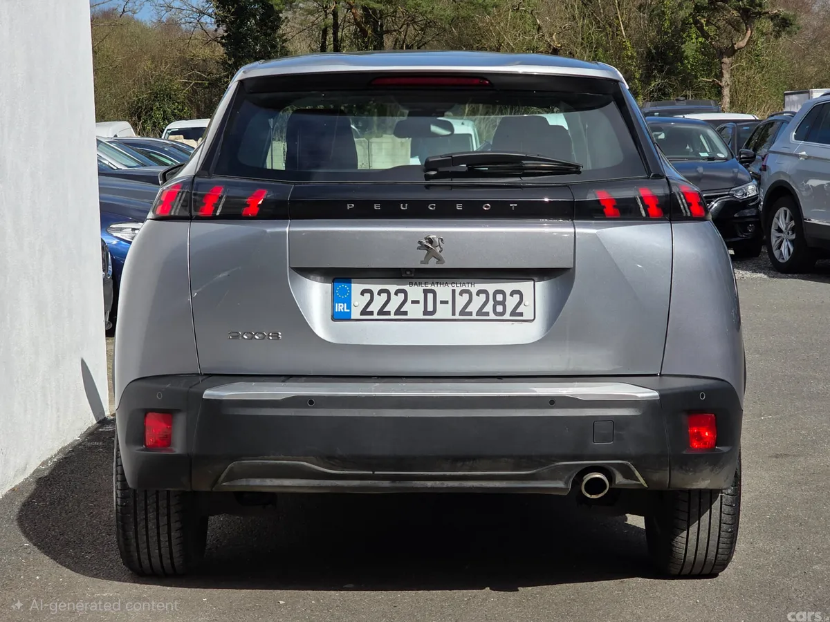 Peugeot 2008 MPV, Diesel, 2022, Grey
