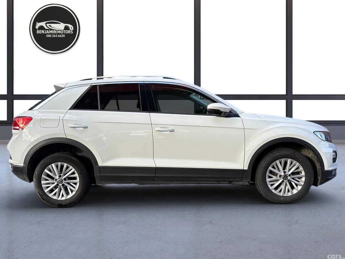 Volkswagen T-Roc SUV, Petrol, 2021, White