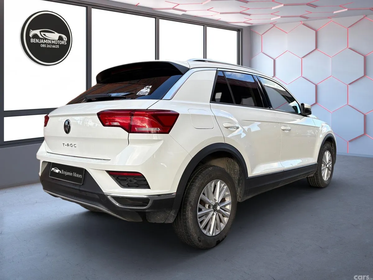 Volkswagen T-Roc SUV, Petrol, 2021, White